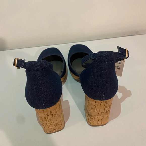 NWT Women’s denim pump heel size 11 - Picture 2 of 5